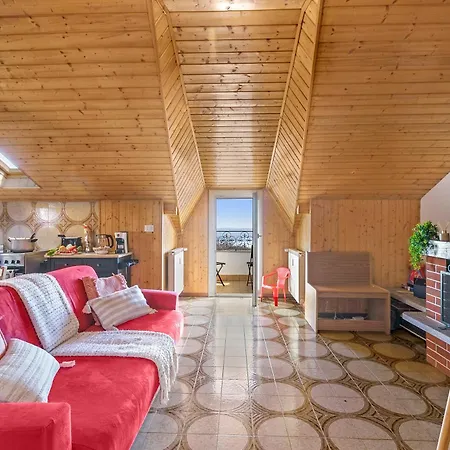 La Mansarda Sul Lago: Rustic Attic With Balcony & Parking - Happy *