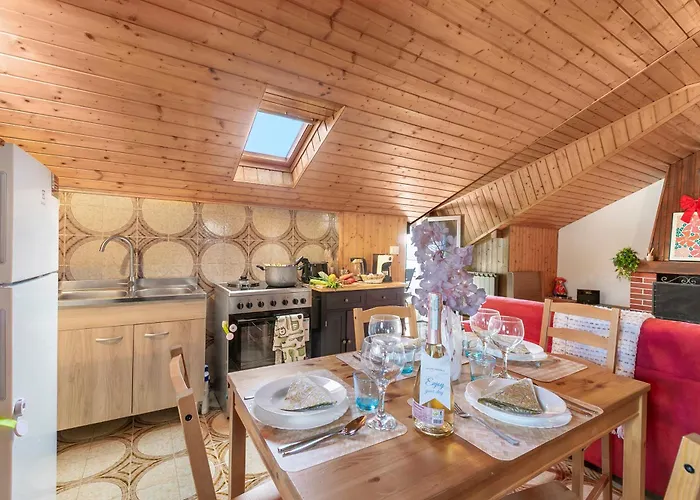 La Mansarda Sul - Happy Apartment Nebbiuno